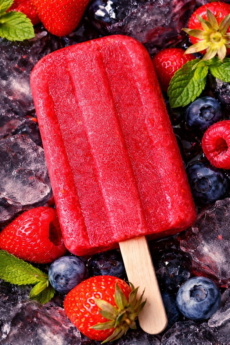 Ice Cream & Popsicle Splash Ad Photos (3)